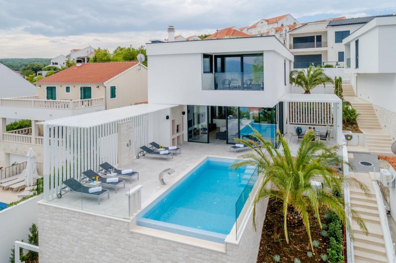 Villa Vitae & Villa Pax Sutivan Exterior photo